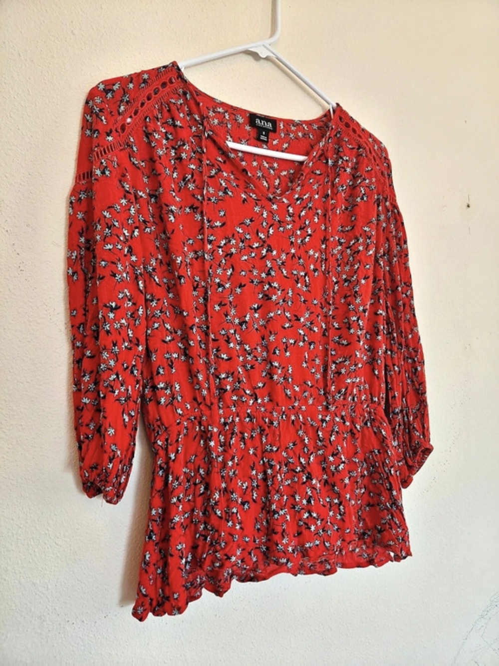 a.n.a Red Floral Long Sleeve Lace Crochet Inset Peasant Top Size S